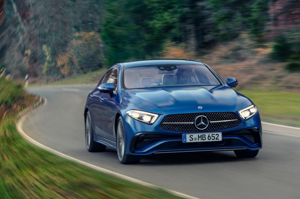 Mercedes-Benz CLS 2021 màu xanh dương mới