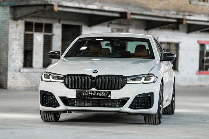 BMW 5 Series 2021-7