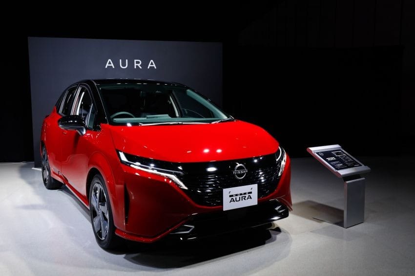 Nissan Note Aura 2022 là xe điện nhưng vẫn có động cơ xăng để sạc pin
