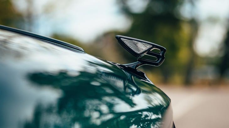 Ngoại thất xe Bentley Flying Spur Plug-in Hybrid 2022-3