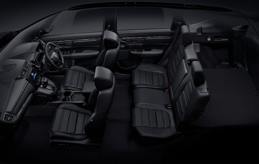 Nội thất màu đen tuyền của Honda CR-V Black Edition 2021