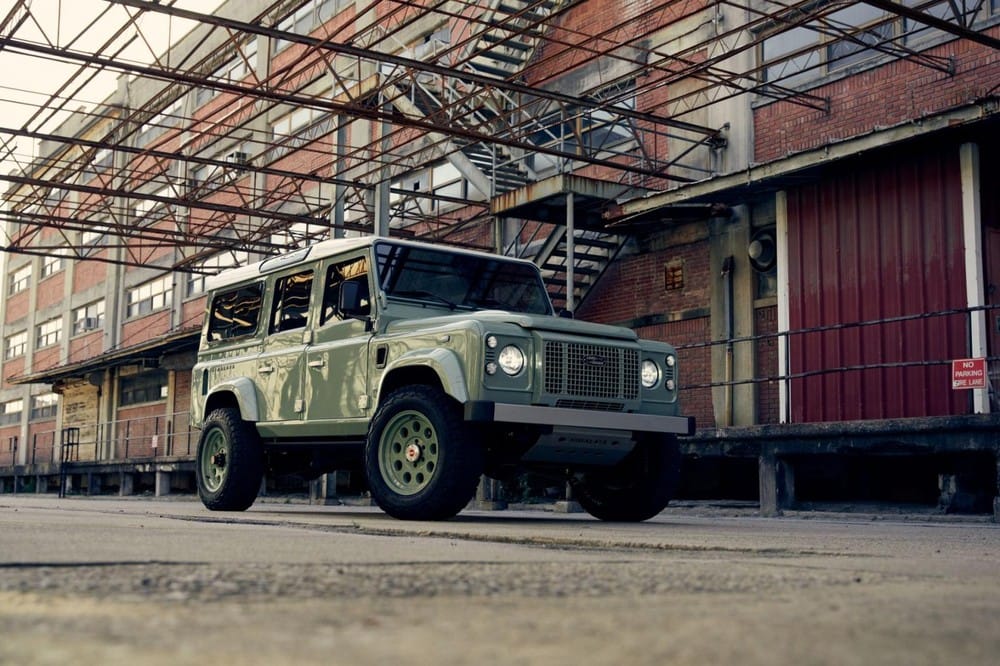 Himalaya Hue 166 – Chiếc Land Rover Defender cổ điển mất 4 năm để phục chế và độ