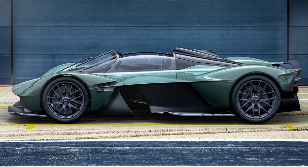 Sẽ có tổng cộng 85 xe Aston Martin Valkyrie Spider được xuất xưởng