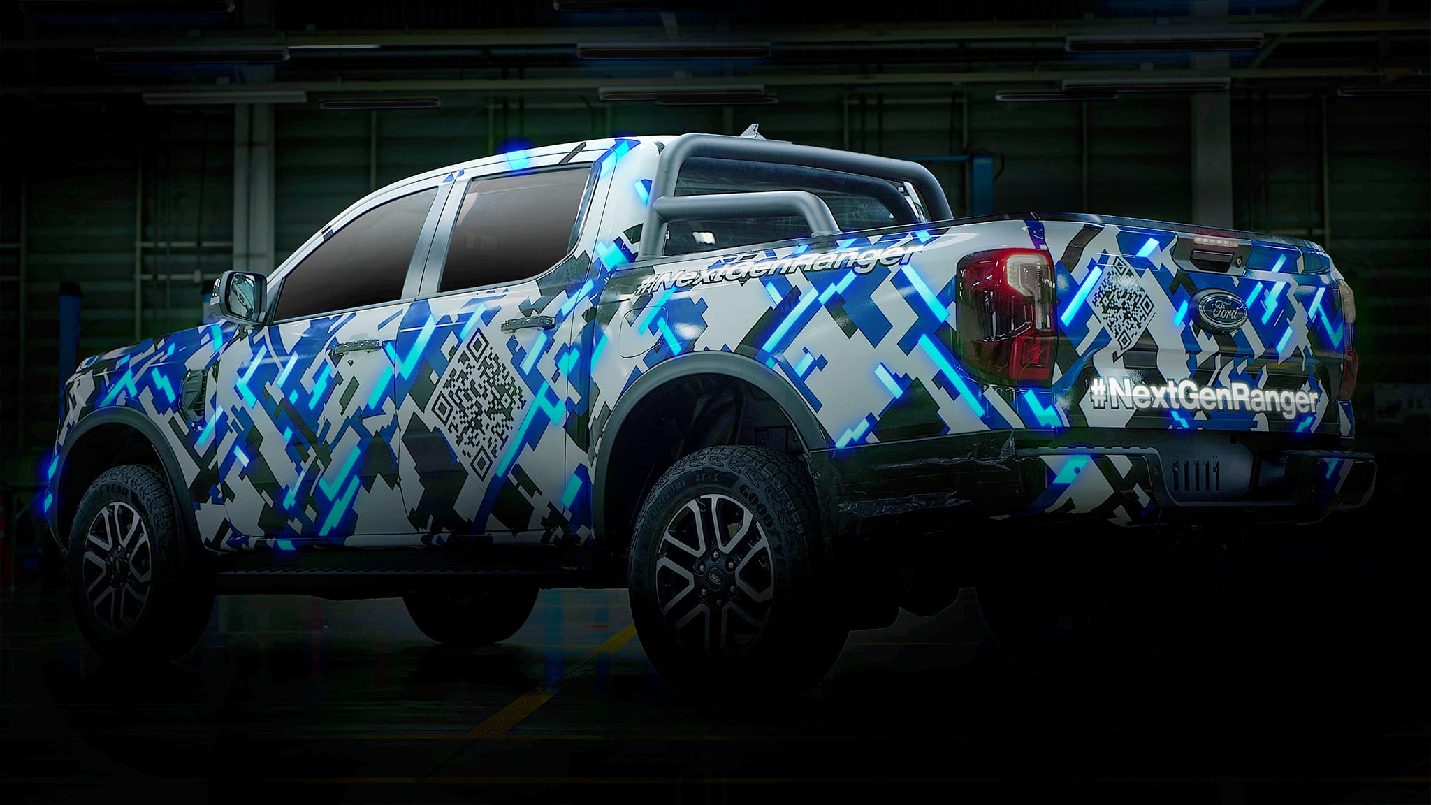 Ford Ranger 2022 bị bắt gặp ngoài đường, thiết kế giống Maverick