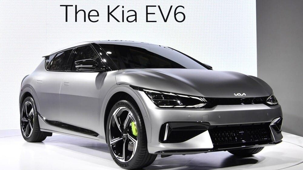 KIA EV6: Khách Việt chào đón ô tô chạy điện chính hãng trong năm sau