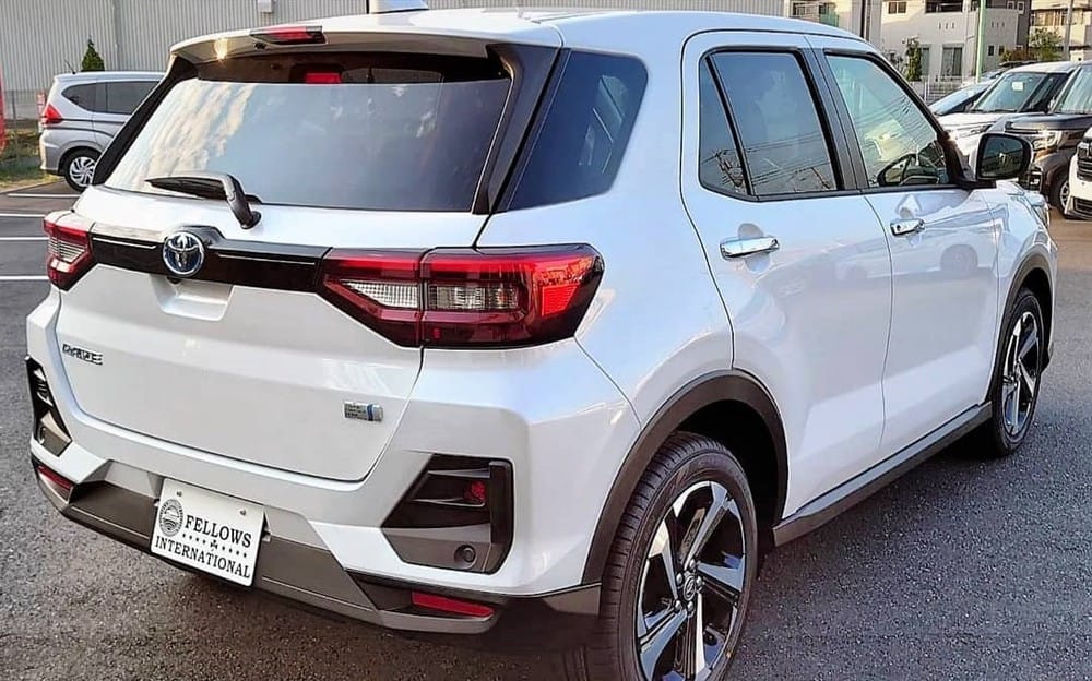 Toyota Raize Hybrid 2022 chỉ tiêu thụ 3,57 lít xăng/100 km