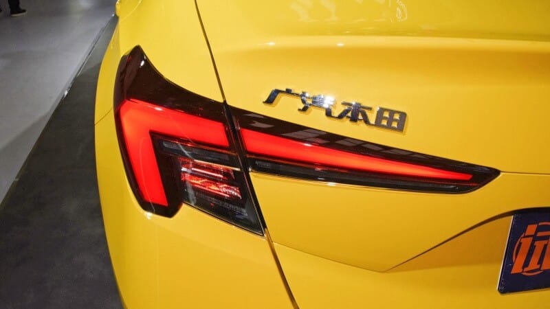 Đèn hậu hình chữ "L" nằm ngang của Honda Integra 2022