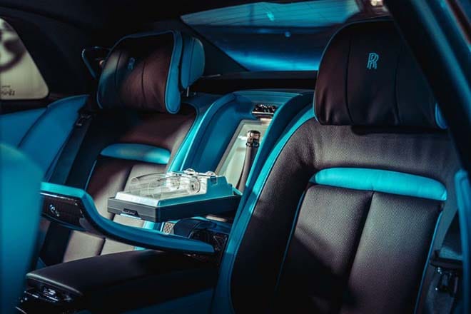 Rolls-Royce Ghost Black Badge 2022 - 9