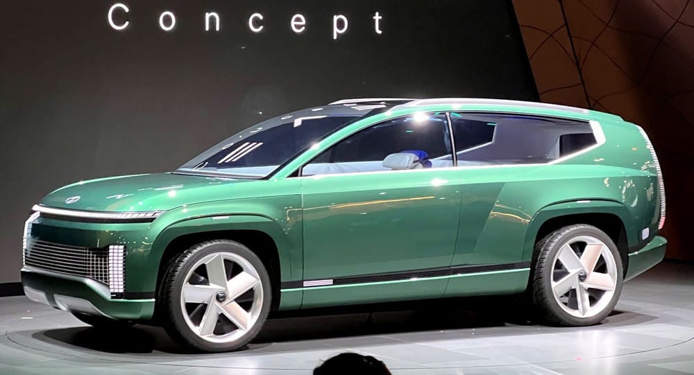 Hyundai SEVEN Concept sở hữu chiều dài cơ sở 3,2 m