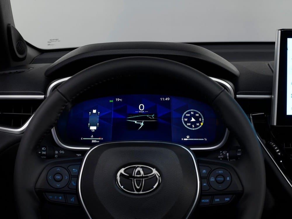 Bảng đồng hồ kỹ thuật số của Toyota Corolla Cross 2022 tại châu Âu