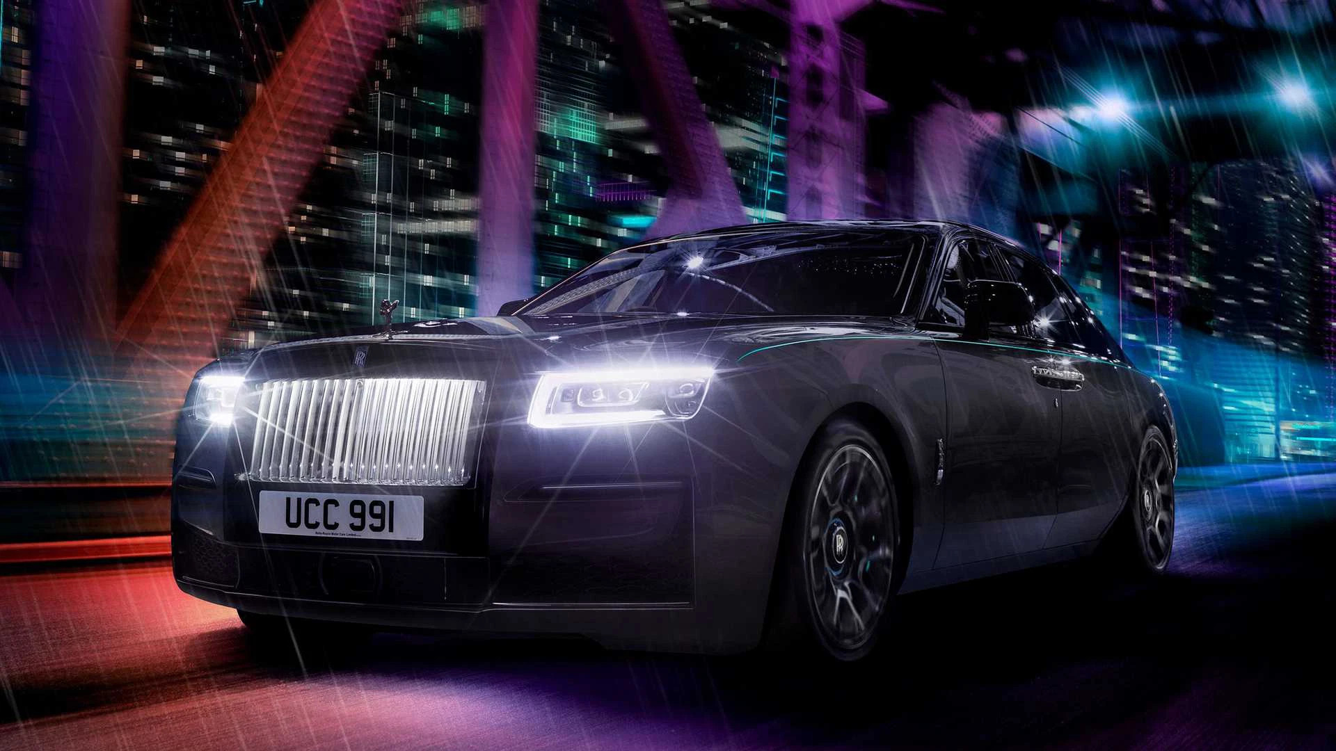 Rolls-Royce Ghost Black Badge 2022 ra mắt khách hàng Việt với giá từ 33.7 tỷ đồng