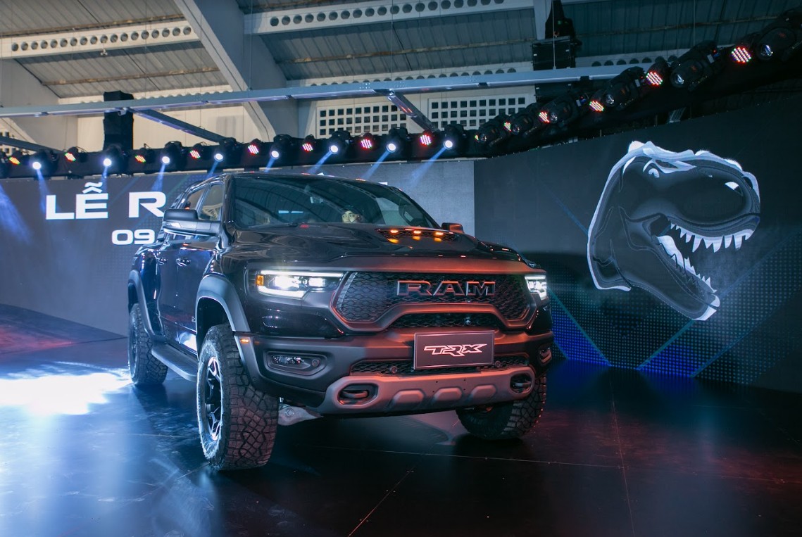 Jeep Vietnam Automobiles khai trương showroom 3S mới và ra mắt RAM TRX