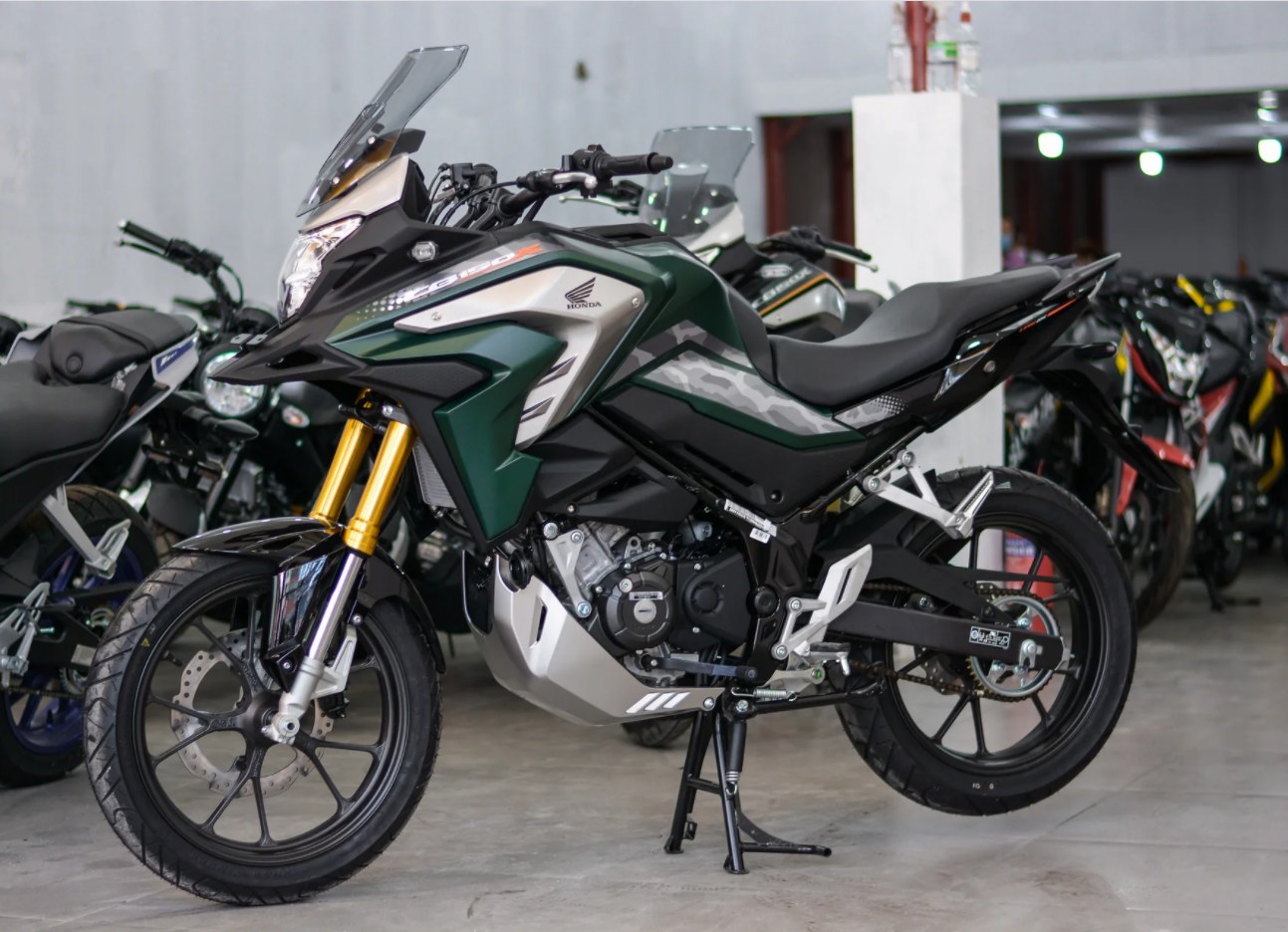 Xe Honda CB150X – “Tiểu” Adventure có giá bán hơn 80 triệu đồng tại Việt Nam