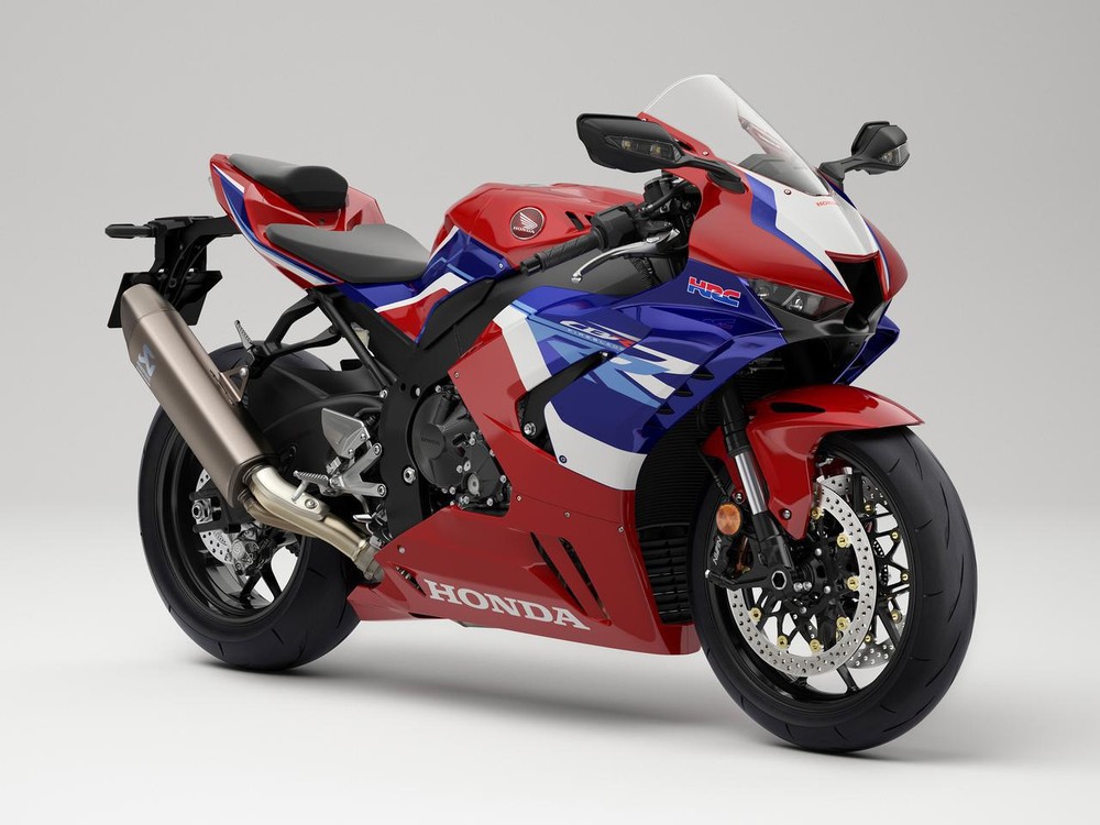 Honda CBR1000RR-R 2022 được nâng cấp động cơ, hệ thống điện tử