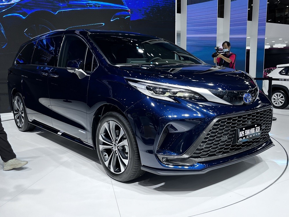 Chiếc Toyota Granvia 2022 trong triển lãm Ô tô Quảng Đông - Hồng Kông - Macao