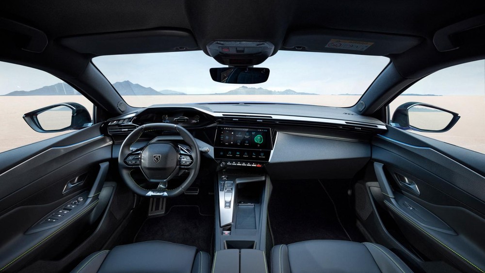 Nội thất tạo cảm giác sang trọng và công nghệ cao của Peugeot 408 2023
