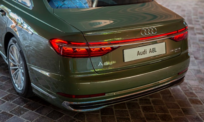 Audi A8L 2022 - 2