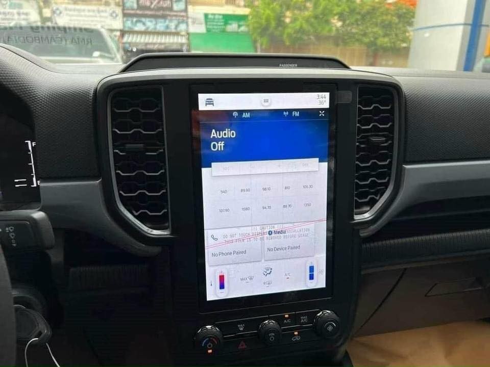 Ford Ranger XL 2022 có hệ thống thông tin giải trí SYNC 4A với màn hình cảm ứng 10,1 inch